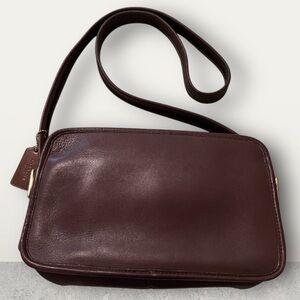 Vintage Coach brown leather crossbody - EUC